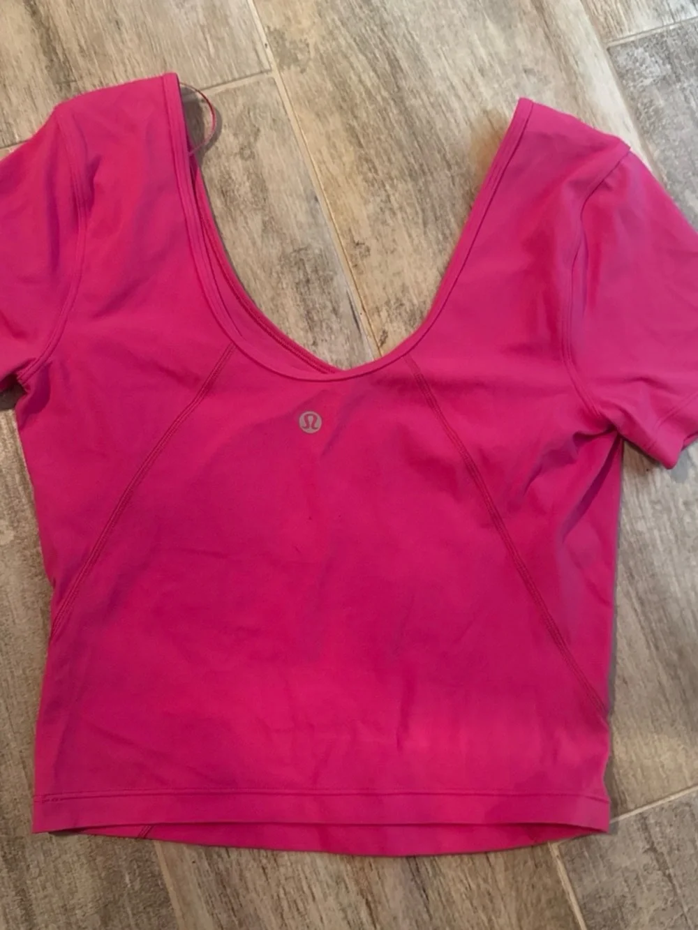 Lululemon Women's Scoop Neck Crop Top